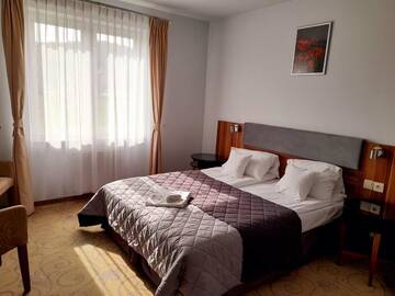 Фото номера Двухместный номер с 1 кроватью Отель Hotel Komfort г. Krzywaczka 2